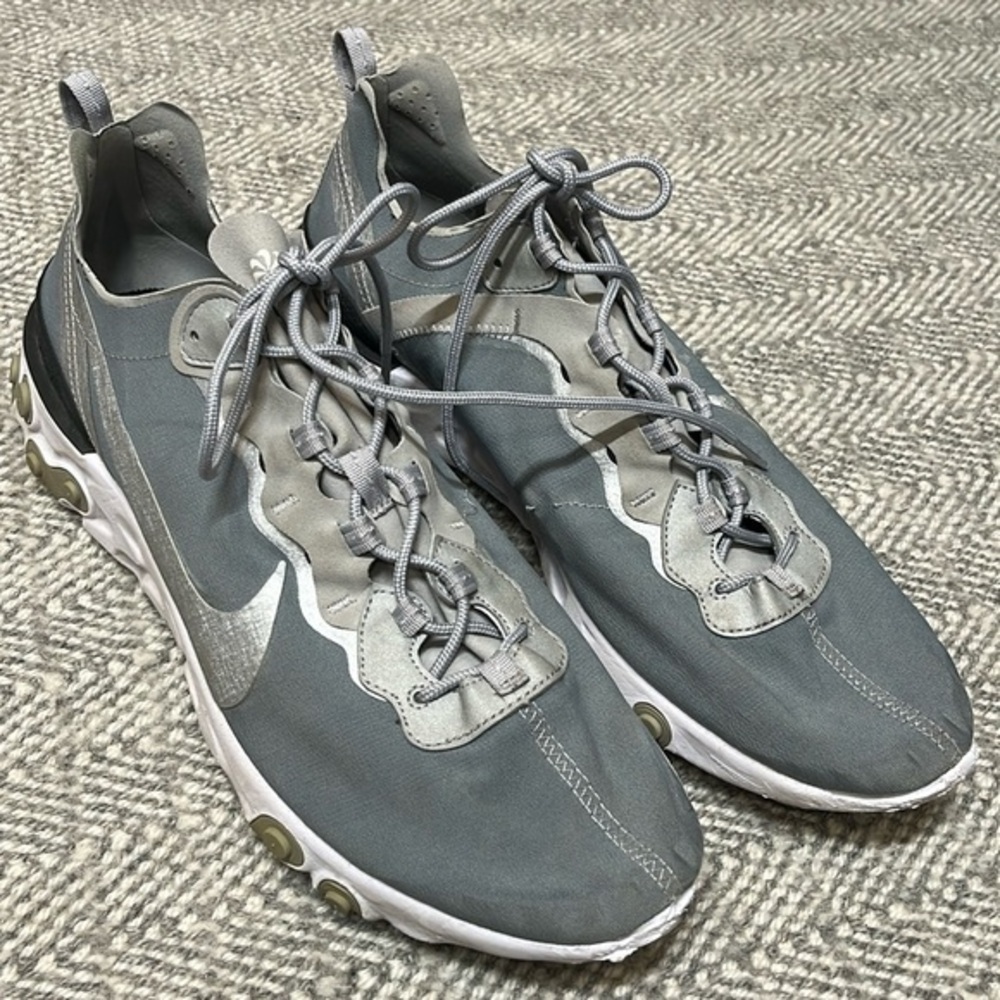 Nike‎ React Element 55 Size 15 Metallic Silver White Gray Black